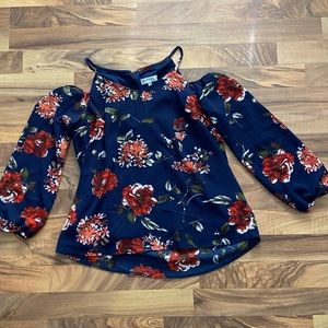 Women’s Cold Shoulder Floral Top